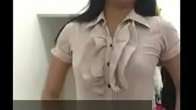 Teenager makes her pussy wet sitestream.pw