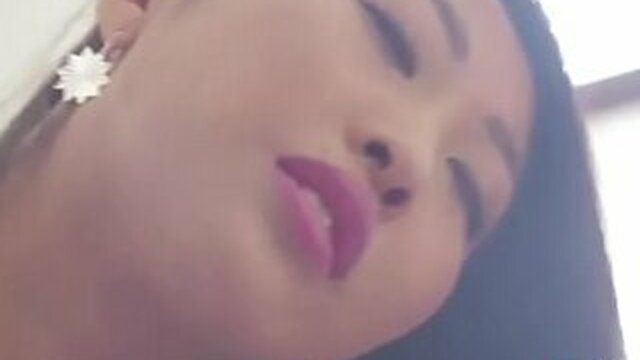 Thai massage from hot, charming Asian beauty Sharon Lee