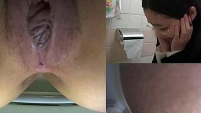 Japanese teenagers made a video of them peeing