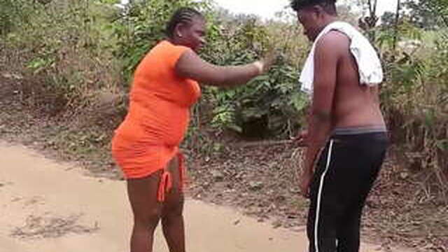 Lady Who Helps Local Blind Man With Benefits, She Lured Blind Man To Her Home And Fucked Him