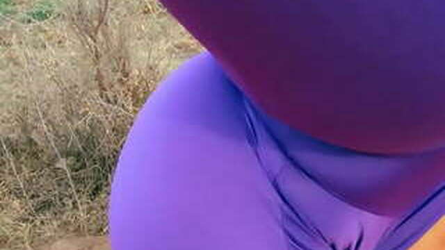 Awesome Teen Stretch. Big Cameltoe, Big Ass, Lycra.