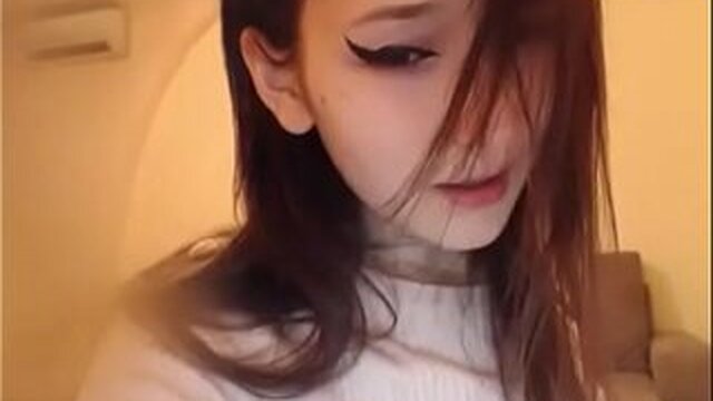 Gorgeous Korean girl uses vibrator to masturbate