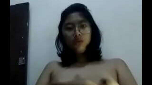 Zahra's instagram selfies