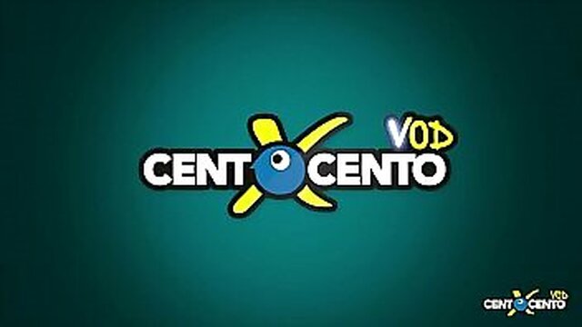 Italian MILF Morena gets kinky with the taxi driver on Christmas