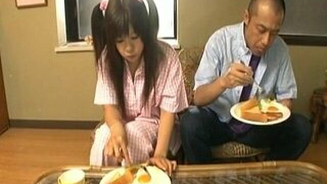Shino Nakamura gets cum on her shaved pussy from his cock