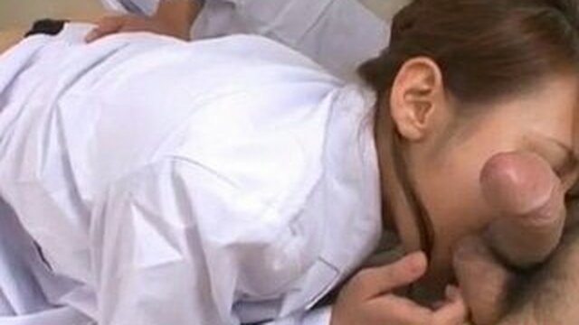 Arisa Ebihara gets fucked by doctors