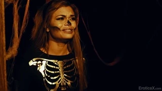 Must-see parody fuck with formidable beauty Destiny Cruz